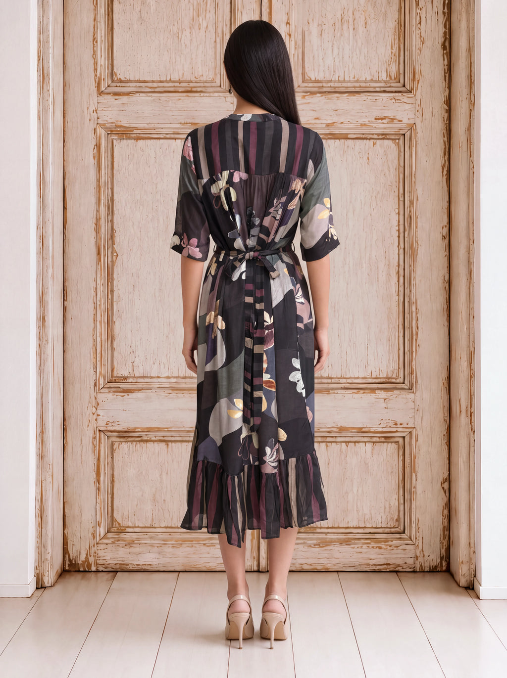 Black crepe printed dress