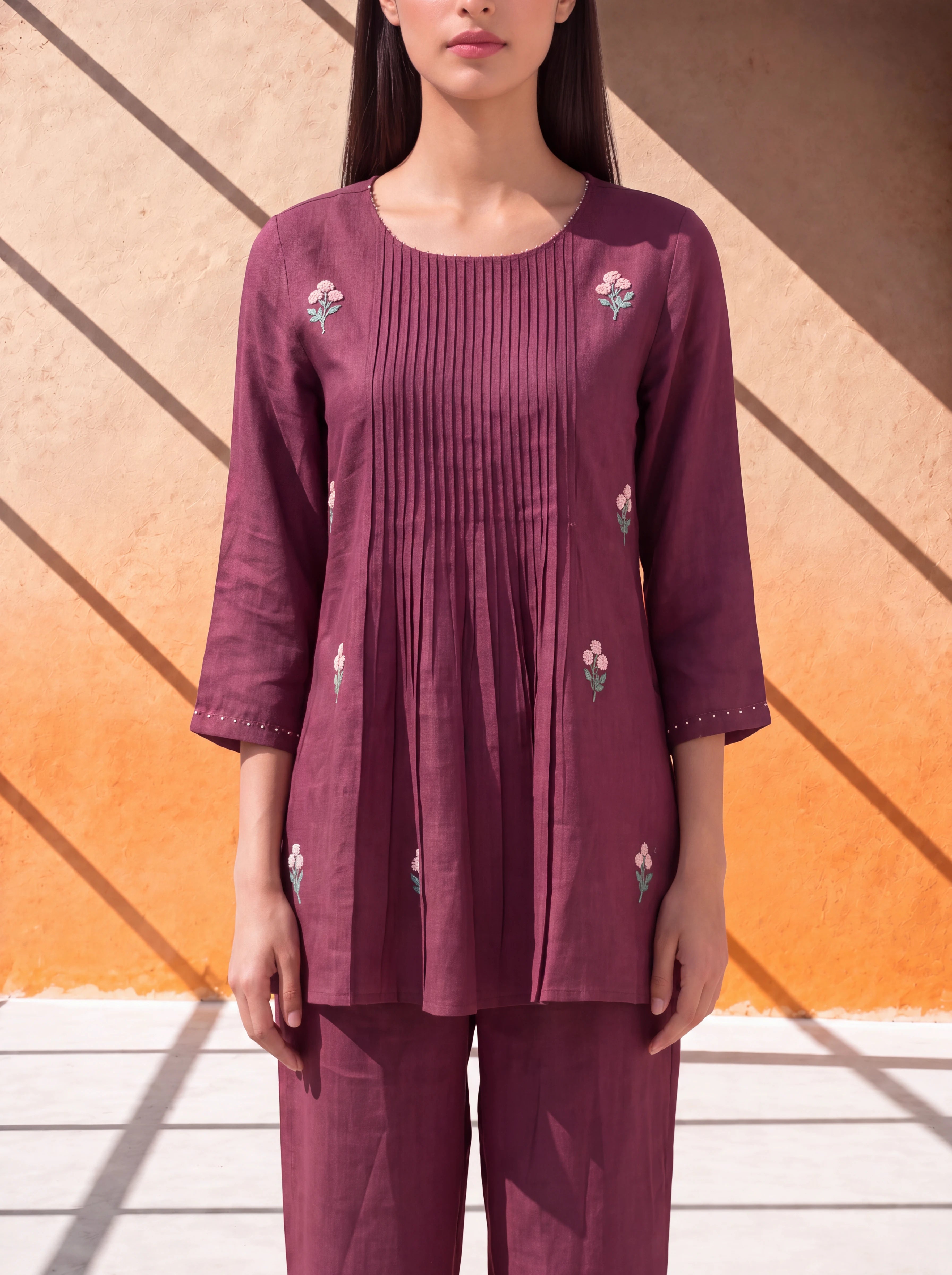 Wine linen coordinate set with khat, French knot and hand embroidery Secondary image