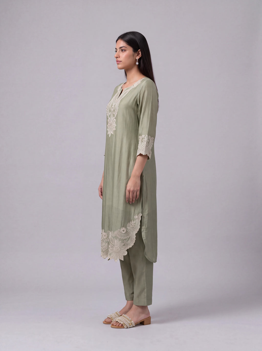 Olive chanderi kurta set with intricate white embroidery