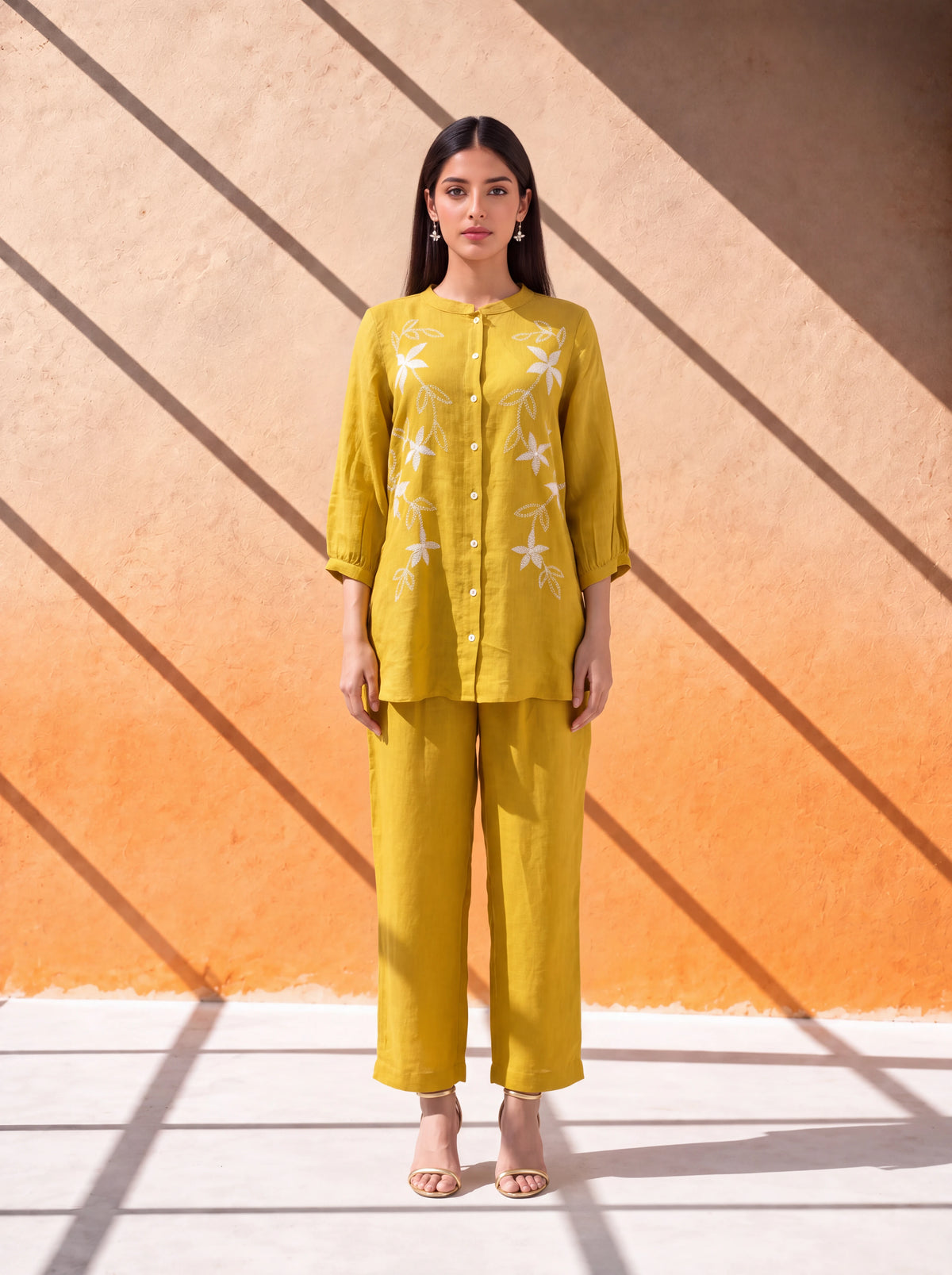 Mustard gauze linen coordinate set with machine embroidery