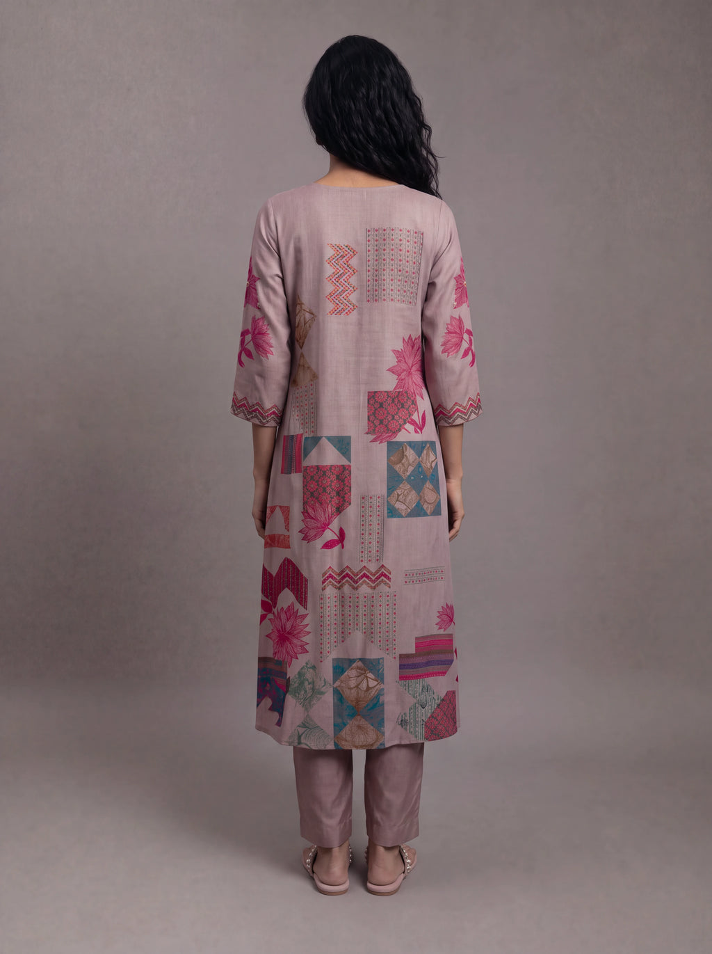 Mauve semi tussar thread and sequins embroidery salwar suit