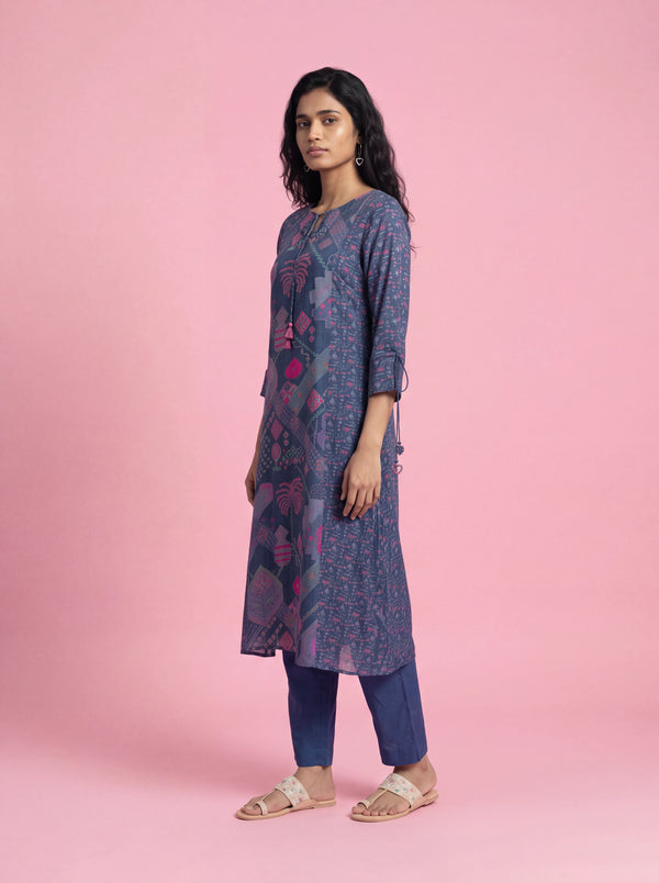 Blue cotton-silk kurta set with khat and kardana embroidery