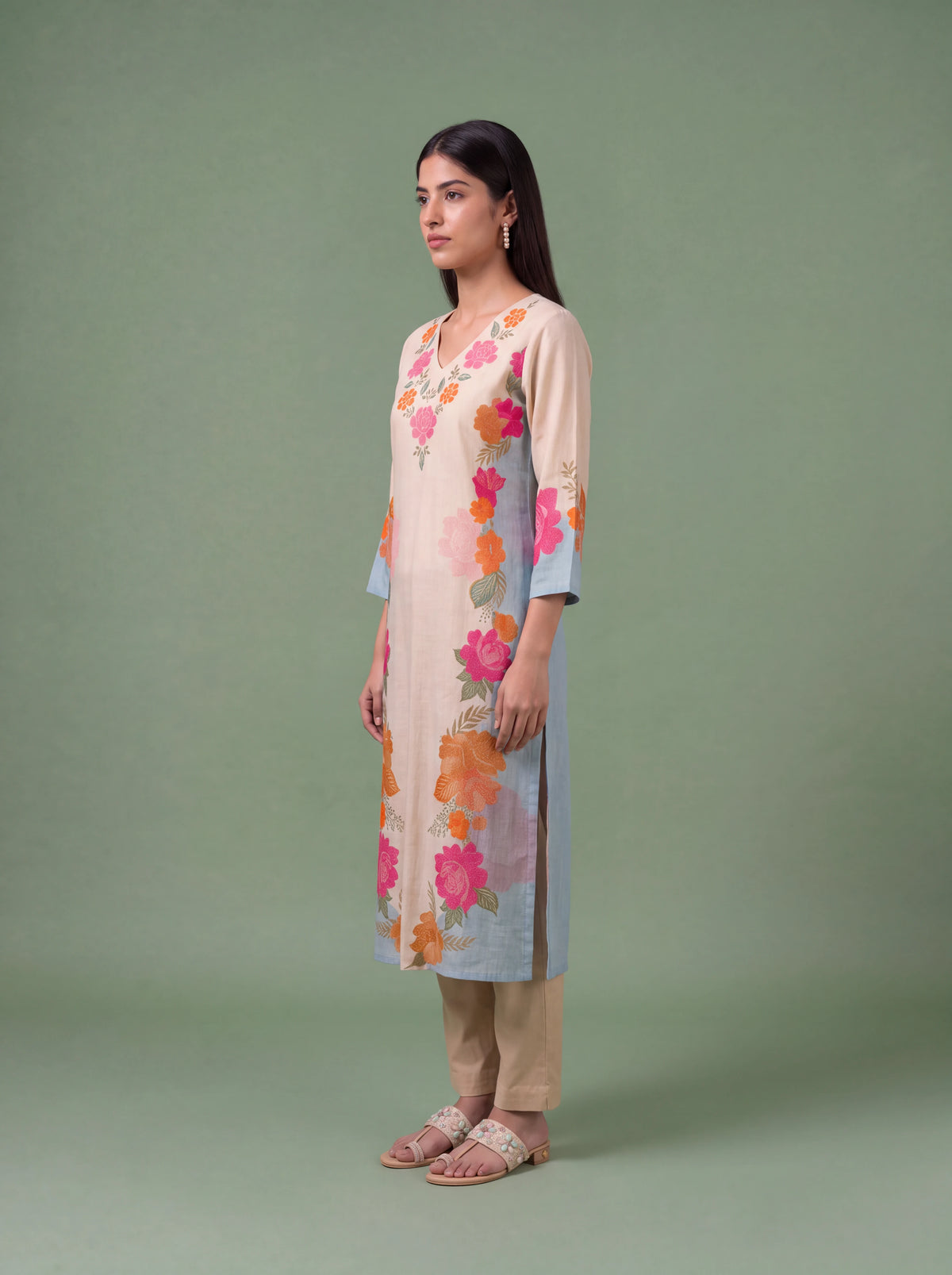 Ivory cotton kurta set with floral print and machine embroidery